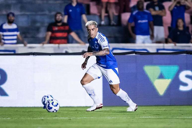 Fagner reclama de entrada dura de Pottker nos acréscimos do empate com o CRB –