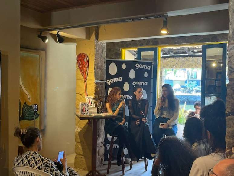 Lançamento de Ninguém Morre Sozinho, de Renata Piza, viúva de Daniel Piza, com a participação da psicanalista Carol Tilkian e mediação da jornalista Cristina Fibe, nesta quinta, 31