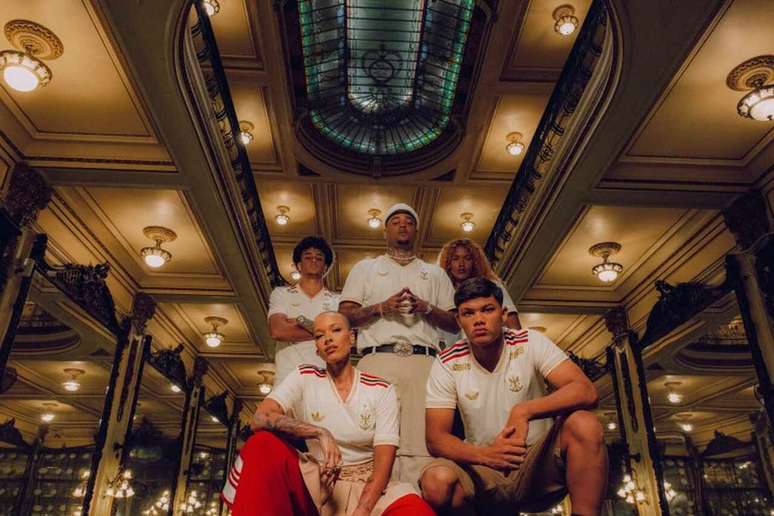 Imagens do novo terceiro uniforme do Flamengo &ndash;