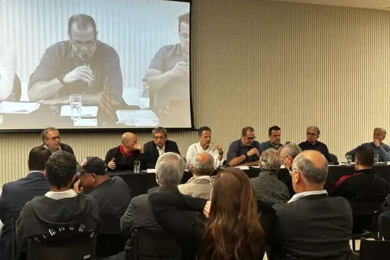 Conselheiros reunidos em vota&ccedil;&atilde;o na &uacute;ltima ter&ccedil;a-feira &ndash;