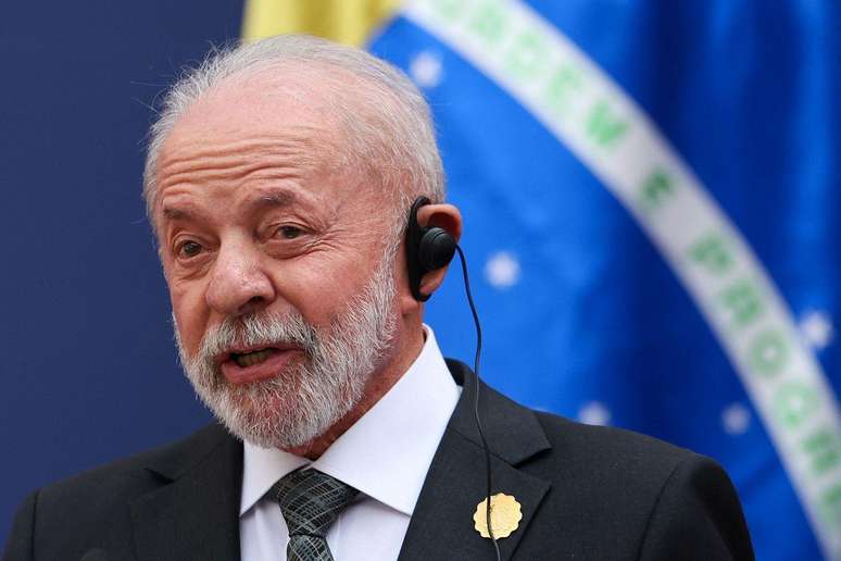 Lula afirmou que Moraes é 'alvo de sanções motivadas pela ação de políticos brasileiros que traem nossa pátria'