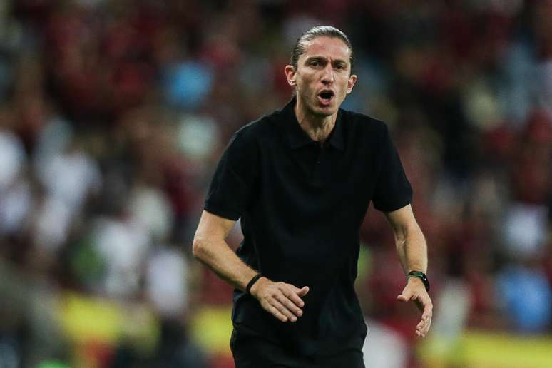 Filipe Luis crê em Flamengo com condições de eliminar o Atlético –