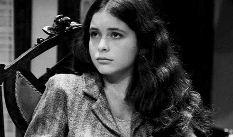 Claudia Abreu em sua primeira novela na Globo, 'Hipertensão', de 1986, que será exibida no Globoplay Novelas.