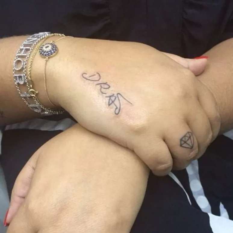 Preta tinha homenagem à mãe, Sandra Gadelha, conhecida como Drão