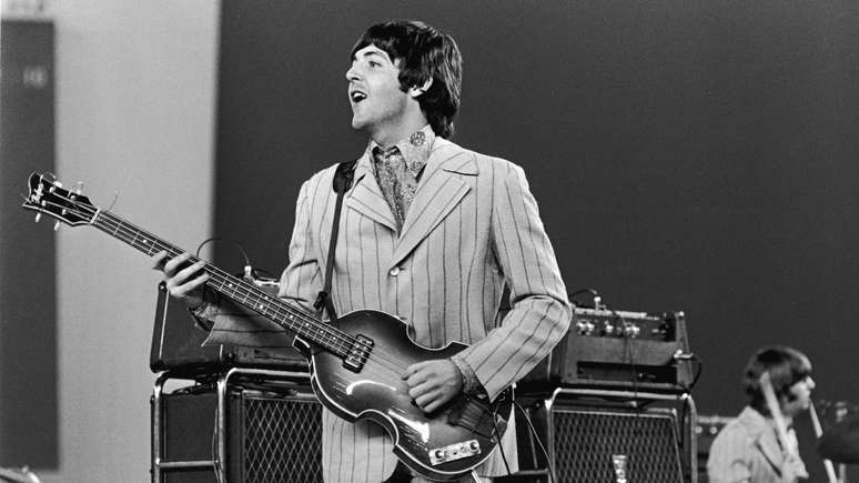 Paul McCartney com os Beatles em 1966 -