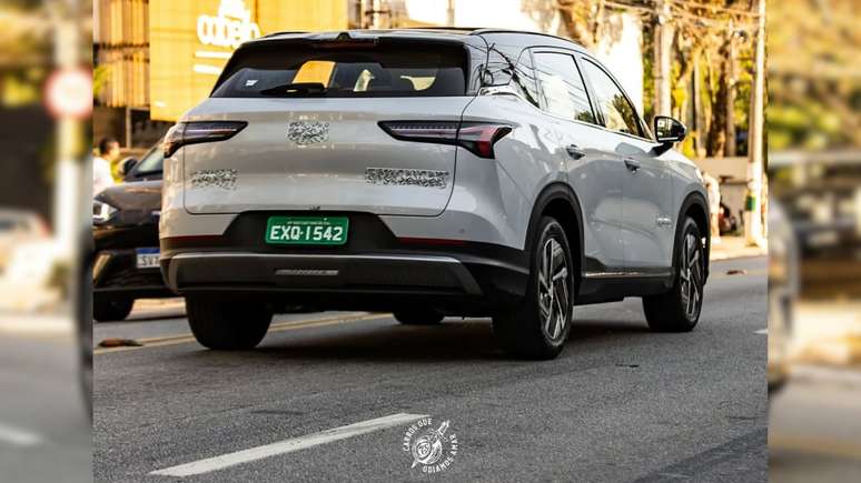 Novo Chevrolet Captiva EV em testes na Av.Europa