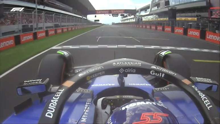 Carlos Sainz enfrentou problemas no carro durante TL2