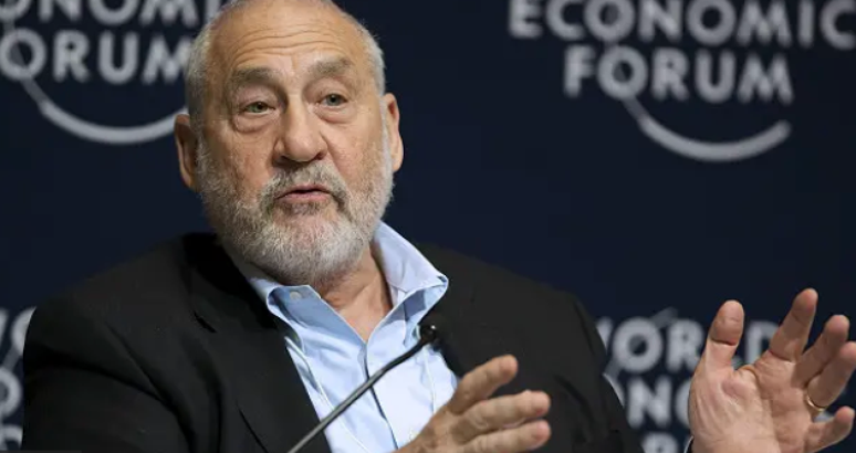 Joseph Stiglitz foi economista-chefe do Banco Mundial e ganhador do prêmio Nobel de Economia em 2001