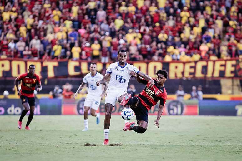 Bahia e Sport empatam em 0 a 0 na Ilha do Retiro &ndash;