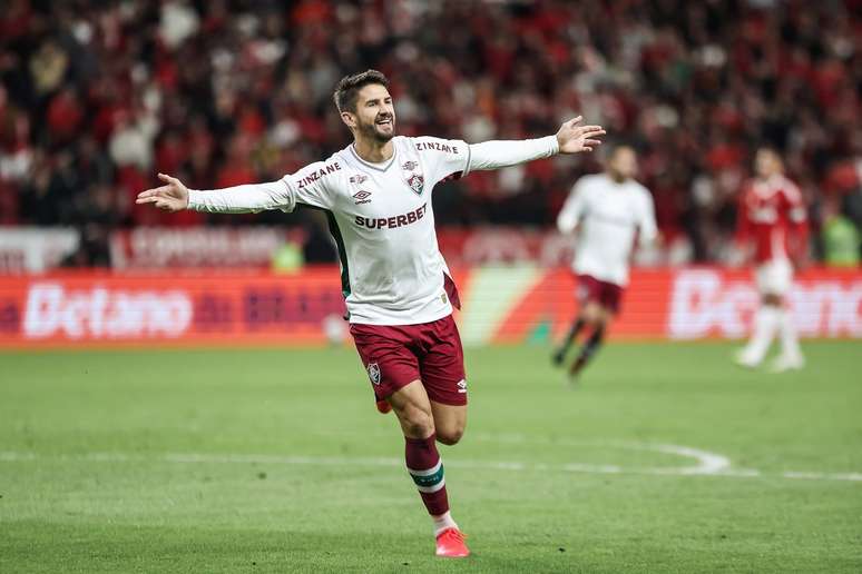 (FOTO: LUCAS MERÇON / FLUMINENSE F.C.)