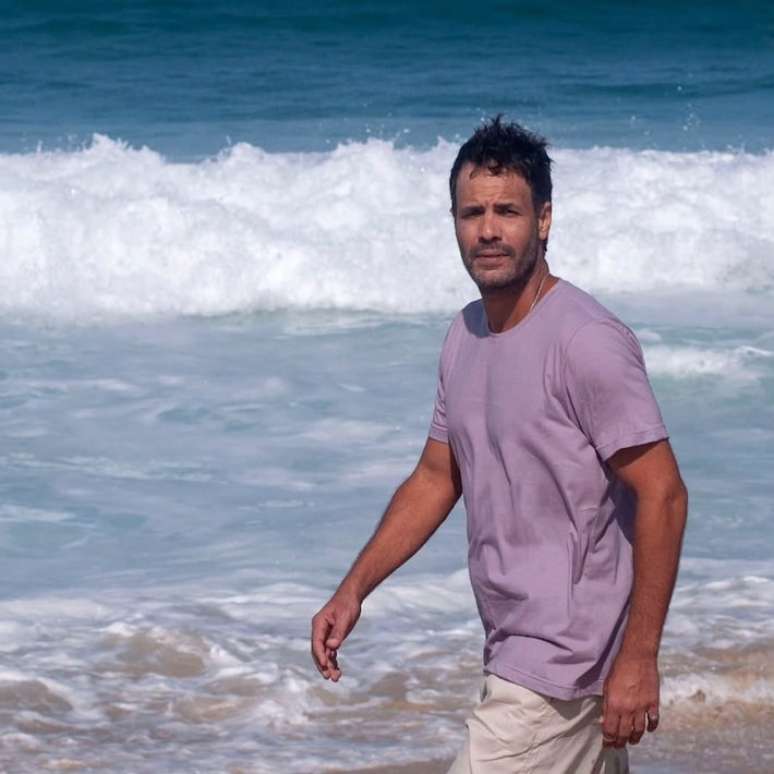 Morre o ator Mauricio Silveira aos 48 anos.