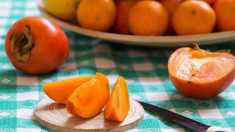 8 advantages of persimmons: strengthens immunity, losing weight and more