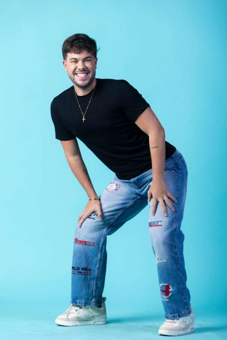 Dan&ccedil;a dos Famosos 2025 - Alvxaro