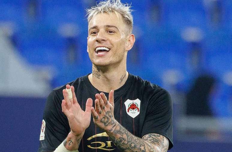 Roger Guedes é o sonho de consumo da diretoria do Grêmio –