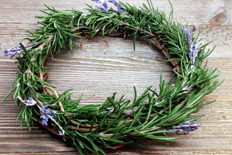 The rosemary crown changes vibrations and helps to make people more positive 
