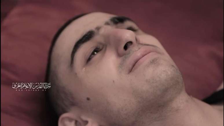 Imagem de um v&iacute;deo divulgado pela Jihad Isl&acirc;mica Palestina mostrando Rom Braslavski