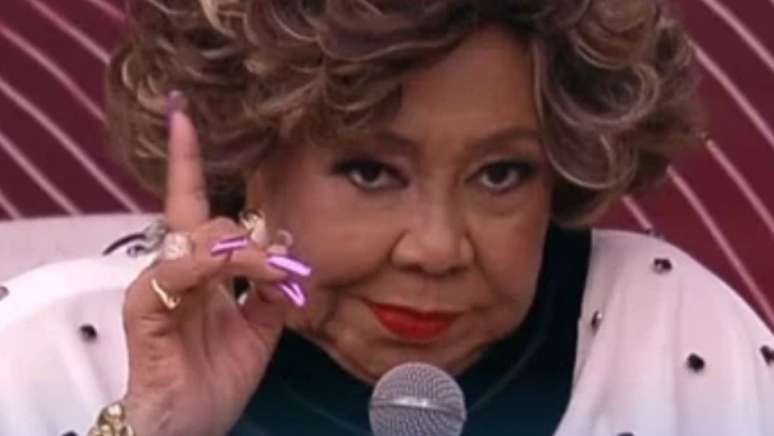 Alcione no '&Eacute; de Casa': a "macumbinha" prometida contra Trump ficou entre os assuntos mais comentados do fim de semana