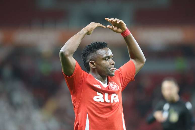 Internacional tenta reverter desvantagem diante do Fluminense, no Maracan&atilde; &ndash;