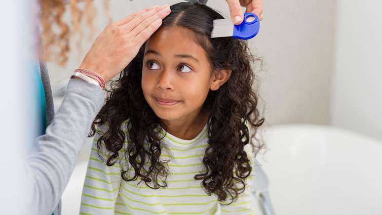 Inseticidas como os piretróides sintéticos podem ser tóxicos para crianças com menos de cinco anos