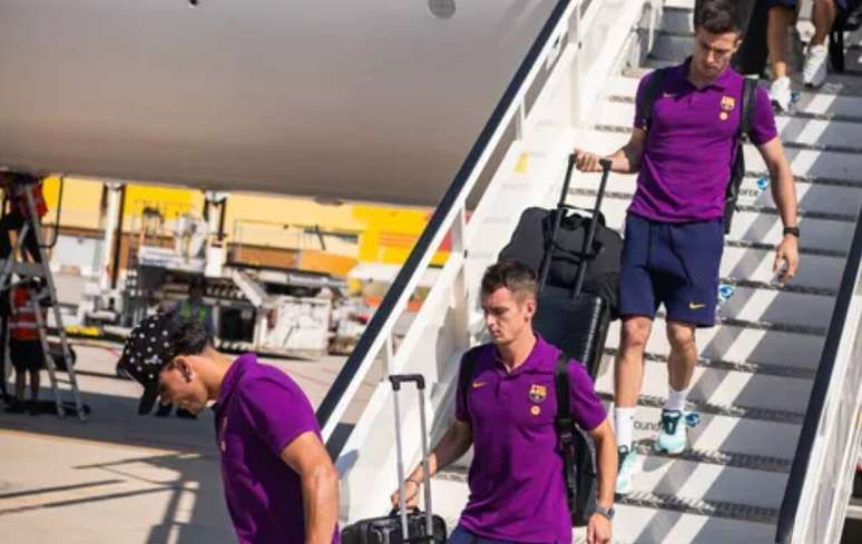 Time fez pr&eacute; temporada na &Aacute;sia e o retorno pra Catalunha despertou cr&iacute;ticas &ndash;