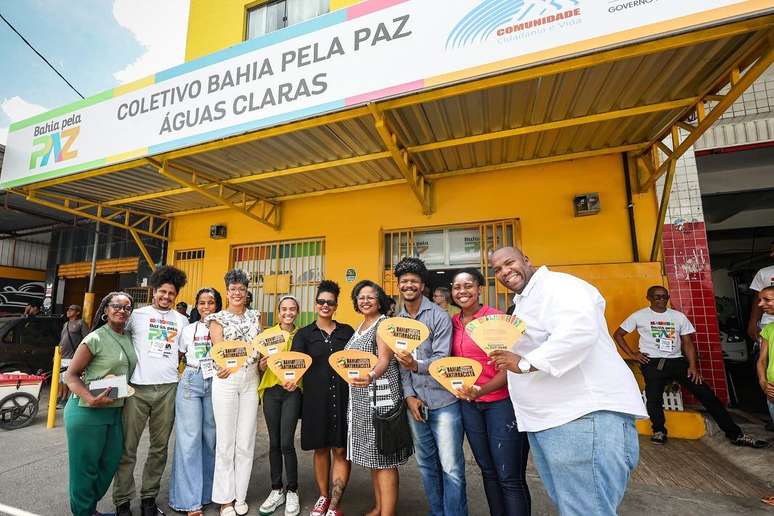 Lançamento do primeiro coletivo do Programa Bahia Pela Paz, em Águas Claras, Salvador.