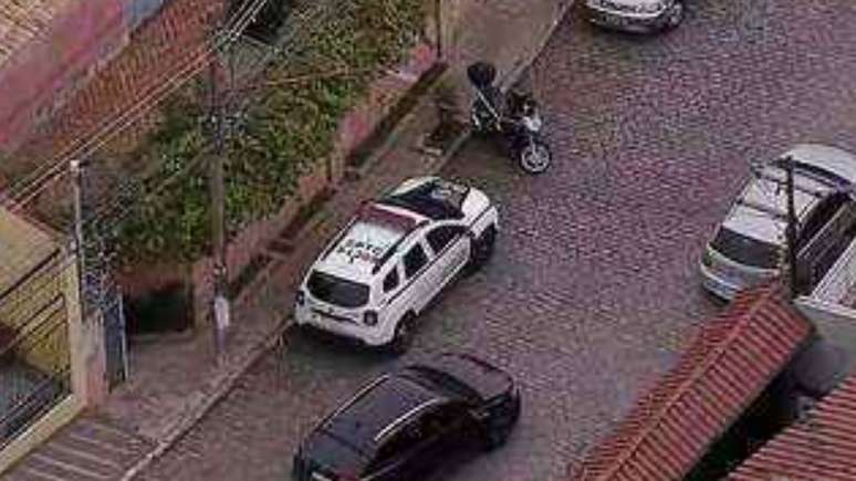 Mulher é morta a tiros dentro de casa em Guarulhos