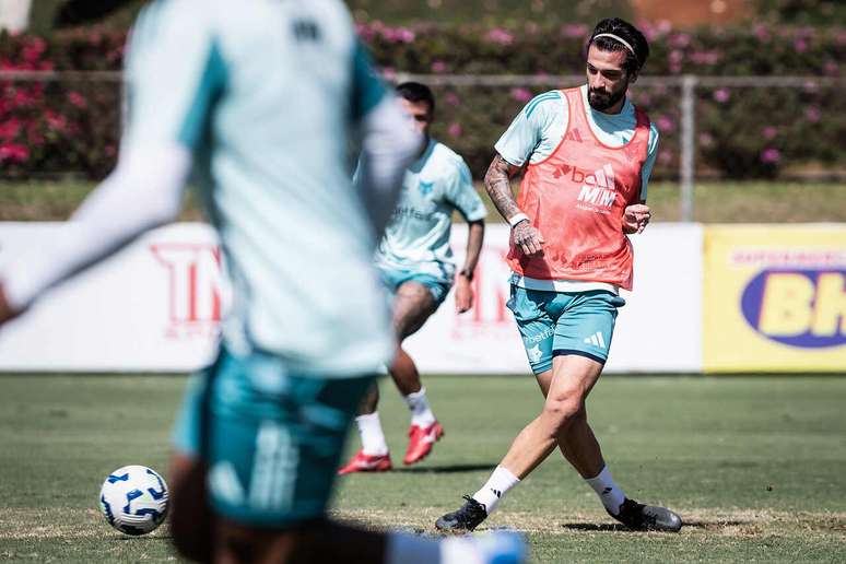 Lautaro D&iacute;az est&aacute; com pouco espa&ccedil;o no Cruzeiro &ndash;