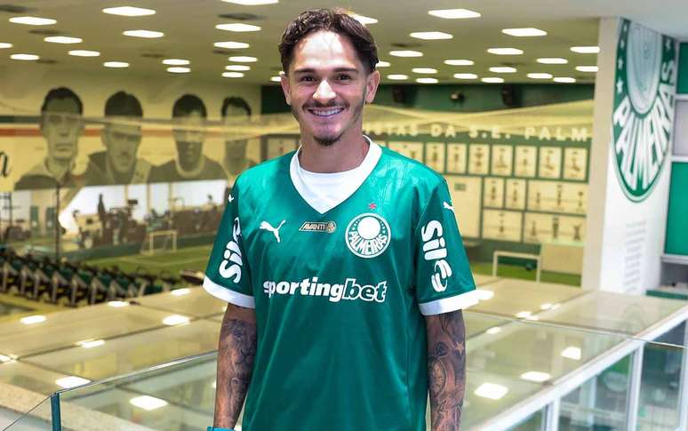 Khellven &eacute; o novo lateral-direito do Palmeiras &ndash;