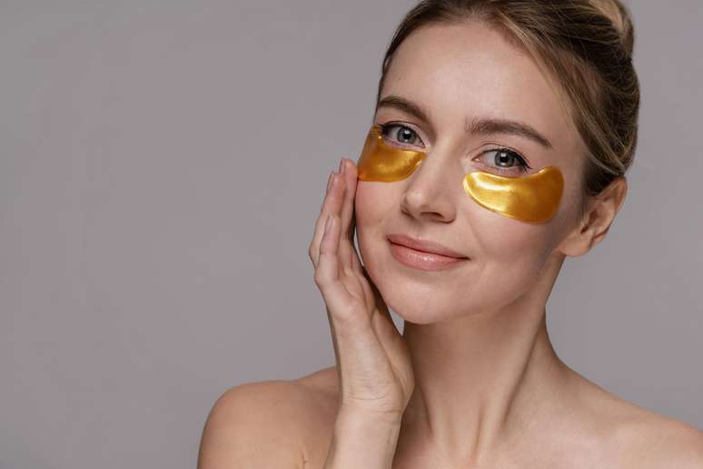 Eyepatches: is trend among the famous skin care or only aesthetics?