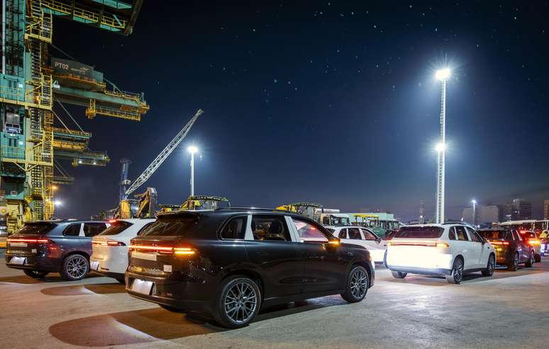 Primeiras unidades do Leapmotor C10 no Porto de Santos (SP)