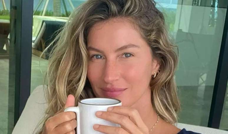 Chá pra limpar cólon e tirar gases: Gisele Bündchen tem na dieta um ingrediente indispensável para manter saúde intestinal em dia.