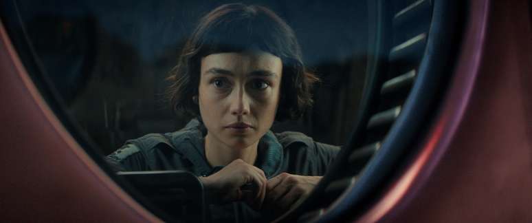 Cenas da série Alien: Earth que começará a ser exibida em 12 de agosto