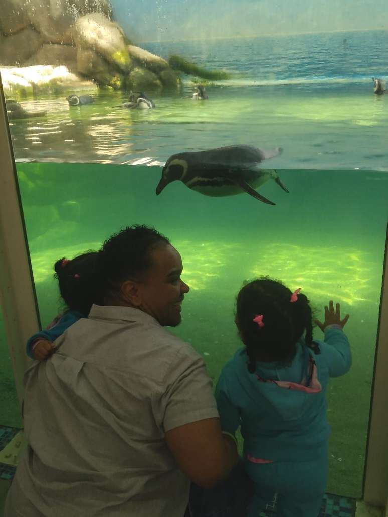 The weekends with Danillo Siming are free time in parks, shopping centers and any other place that provides fun with twins. The weekends with Danillo Siming are free time in parks, shopping centers and any other place that provides fun with twins.