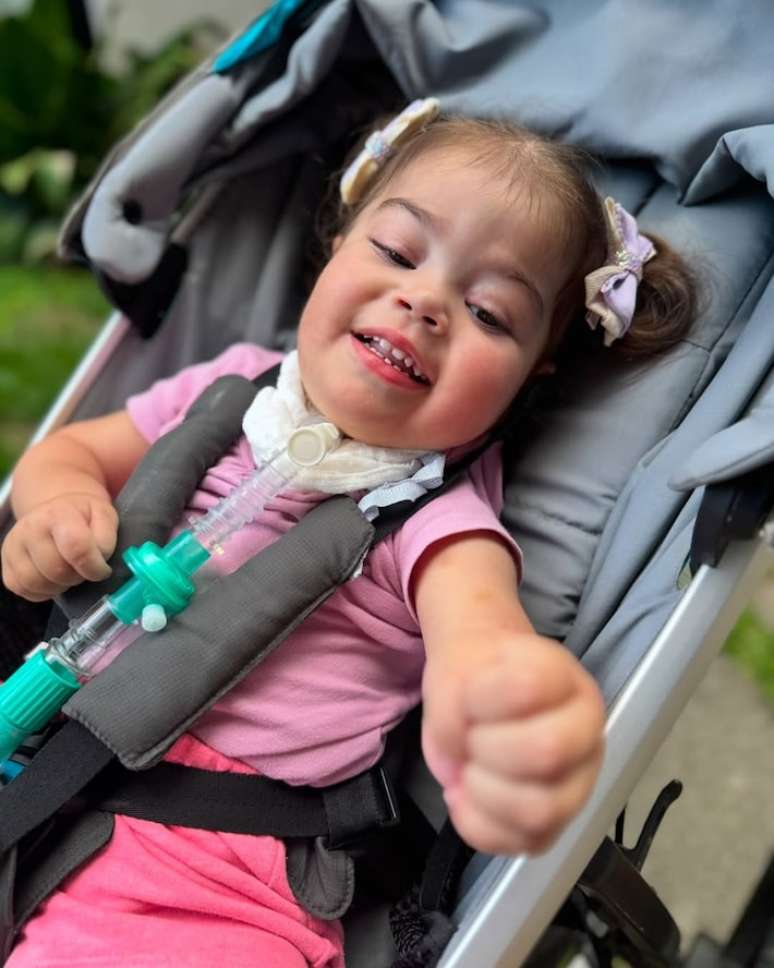 Maria Guilhermina, quinta filha de Juliano e Let&iacute;cia Cazarr&eacute;