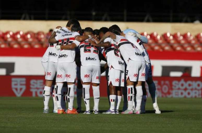 Crespo espera refor&ccedil;os para a Libertadores &ndash;