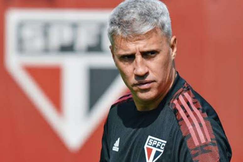 Hern&aacute;n Crespo durante treino no S&atilde;o Paulo
