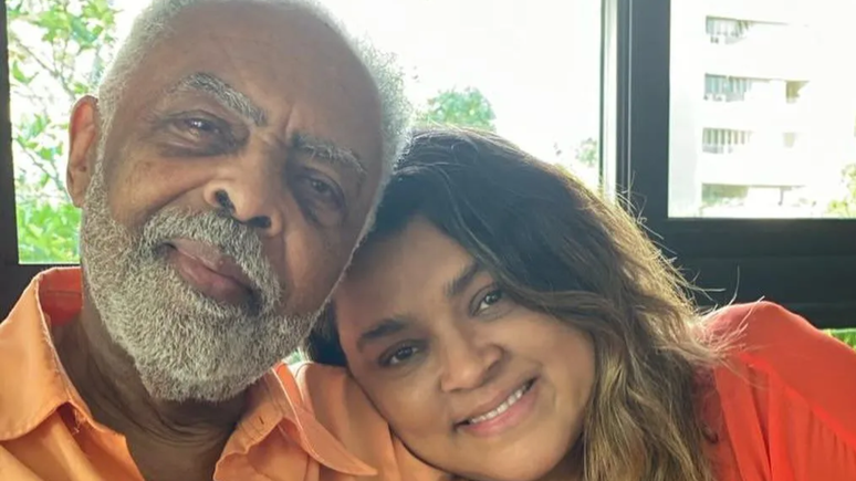 Gilberto Gil emociona ao abrir ba&uacute; de fotos e exibir fotos raras de Preta Gil
