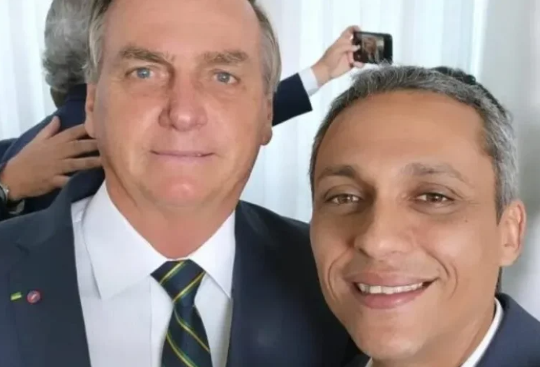 Moraes barra visita do deputado federal Gustavo Gayer (PL-GO) a Bolsonaro em prisão domiciliar