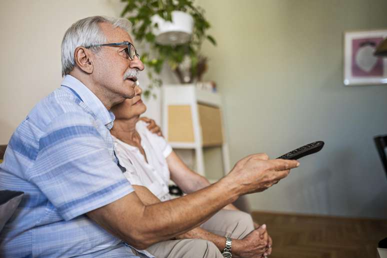 More modern houses, more difficult commands: how the elderly can overcome the barrier of technology