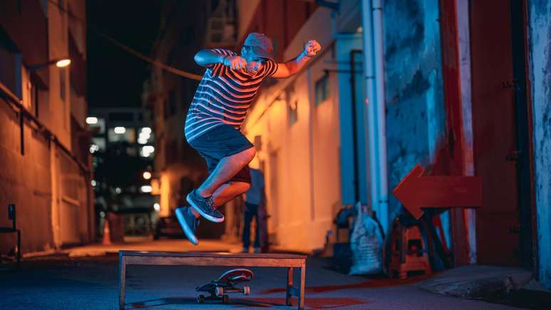 Os pés devem ser fortes e flexíveis para amortecer todos os tipos de quedas