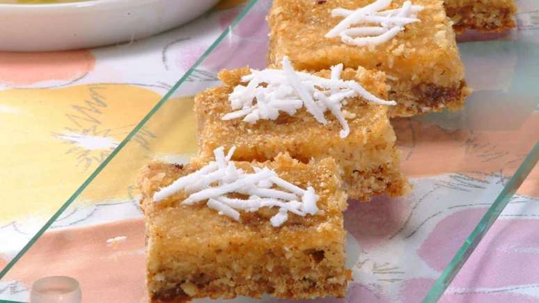 Oat and homemade coconut bar bar: a large ally in the diet