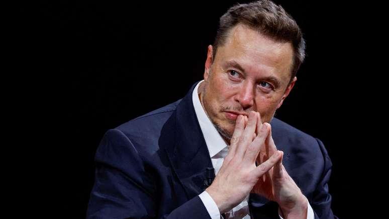 Compra do X por Elon Musk possibilitou a volta de muitos homens que estavam banidos da rede social, segundo Bloodworth