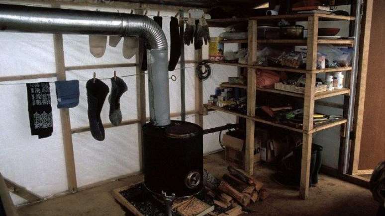 Bob Kull mantinha sua cabana quente com propano