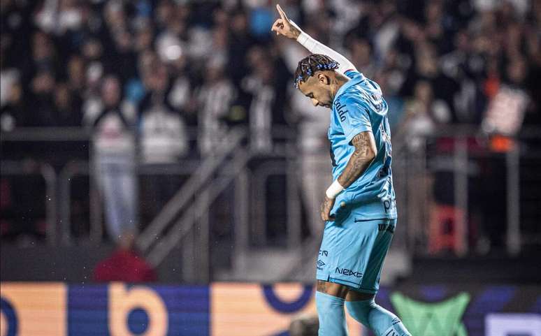 Neymar marcou dois gols na vitória do Santos contra o Juventude –