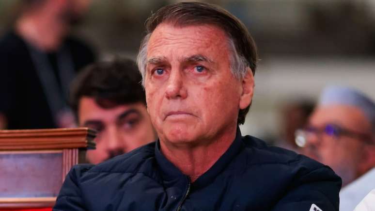 Jair Bolsonaro poderá receber seus familiares no Dia dos Pais.