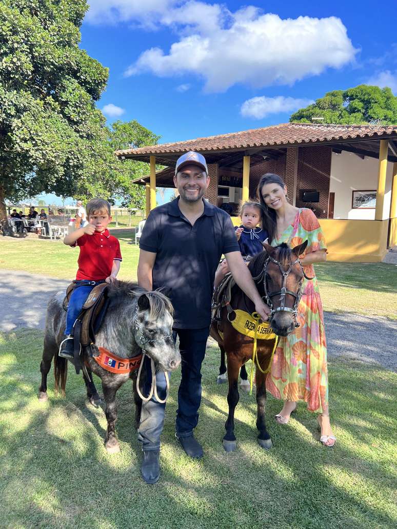 Mano Walter com sua fam&iacute;lia -