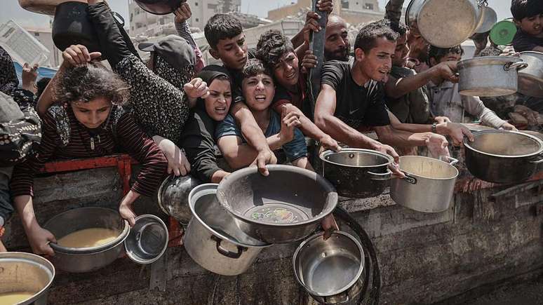 O aumento dos casos de desnutri&ccedil;&atilde;o persistem em Gaza, enquanto o pre&ccedil;o dos alimentos dispara