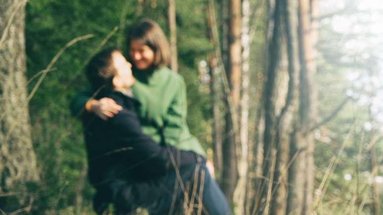 Descubra quais signos adoram viver um amor proibido e mergulham de cabeça na emoção do que é secreto. Confira a lista dos signos.