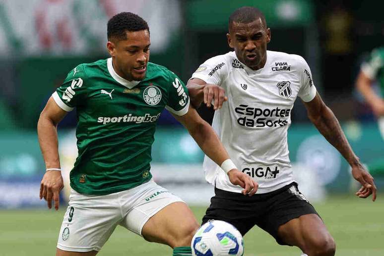 &nbsp;Vitor Roque em partida contra o Cear&aacute; &ndash;