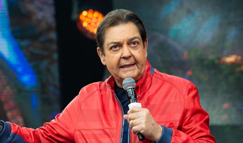Faustão teve prioridade no transplante? Após polêmicas, Ministro da Saúde se pronuncia sobre estado do apresentador: 'Estava na fila de urgência'.